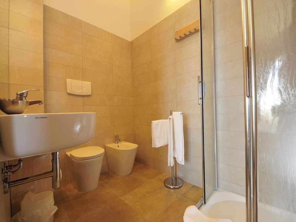 سانتا ماريا نافاريز B&B Le Cale الغرفة الصورة