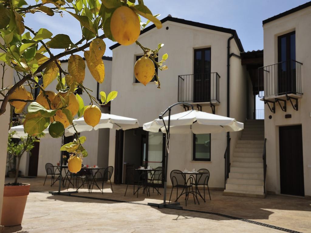 سانتا ماريا نافاريز B&B Le Cale المظهر الخارجي الصورة